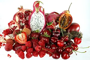 Red Fruit Stampe: Assorted red fruit on white background