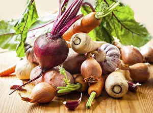 Orange Root Vegetables Stampe: Assorted types of root vegetables