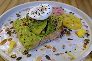 Avocado Fruit Nutrition Stampe: Avocado bread with egg, Breakfast