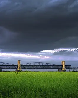 Eastern European Scenery Stampe: In the background 'Lisewski Bridge'