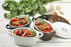 Vegetable Nutrition Stampe: Baked vegetables in portion pots