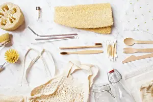 Eco Friendly Cosmetics Stampe: Basic zero waste set for bathing on light marble background
