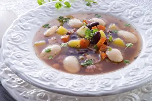 Grocery Store Food Photography Stampe: Beans soup