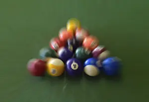 Billiard Balls Stampe: Billiard balls, triangular shape
