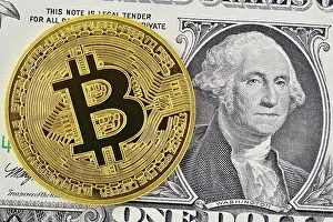 Digital Currency Payment Stampe: Bitcoin and a US Dollar Note