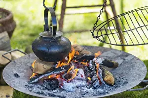 Natural Environment Photography Stampe: Boiling over the fire