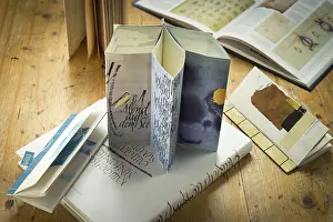 Traditional Crafts Germany Stampe: Calligraphy studio, book objects with different binding techniques