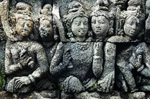 Historic Temple Complexes Stampe: Detail of carved relief at Borobudur on Java