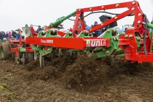 Rural Tourist Attractions Stampe: Tractor Pulling