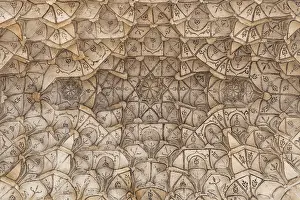Spanish Architectural Style Stampe: Ceiling with plaster decorations