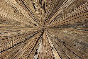 Weathered Wood Grain Stampe: Centre of an old table top