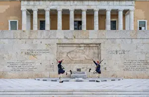 Syntagma Square Athens Stampe: Changing of the guard