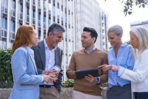 Professional Communication Skills Stampe: Chatting and seeing work stuff on a tablet