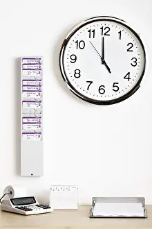Office Work Symbol Stampe: Check clock
