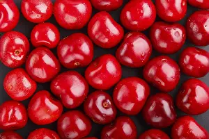 Black Background Design Stampe: Cherry pattern on black background