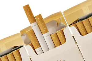 Health Risks Of Smoking Stampe: Cigarette packet
