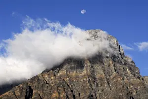 Nature Reserve Photography Stampe: Cloud flag on the summit of Mt