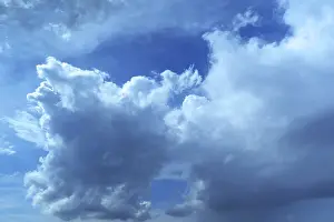 Romania Weather Stampe: Cloud formations, Romania