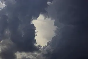 Stormy Weather Stampe: Cloud Hole, Thunderclouds