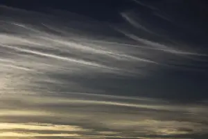 Cloudy Evening Sky Stampe: Cloud streaks