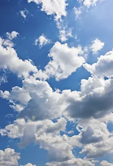 Uninhabited Cloudy Landscape Stampe: Clouds in the sky