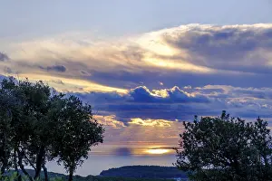 Eastern European Coastal Scenery Stampe: Cloudy mood and sunset, viewpoint