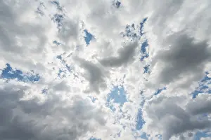 Fine Weather Pictures Stampe: Cloudy sky