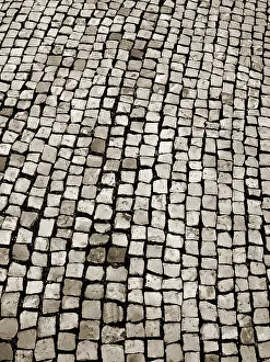 Urban Paving Stone Stampe: A cobblestone texture image