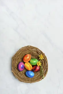 Colourful Food Photography Stampe: Colourful Easter eggs in Easter nest