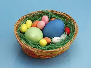 Colourful Easter Eggs Stampe: Colourful Easter eggs, small and large