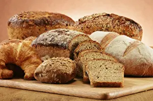 Still Life Food Photography Stampe: Composition with bread and rolls. Baking products