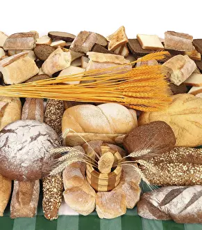 Studio Shot Of Breads Stampe: Composition of breads. Close up