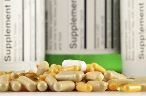 Dietary Supplement Capsules Stampe: Composition with dietary supplement capsules