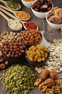 Dried Fruit Composition Stampe: Composition with dried fruits and assorted nuts