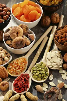 Dried Fruit Composition Stampe: Composition with dried fruits and assorted nuts