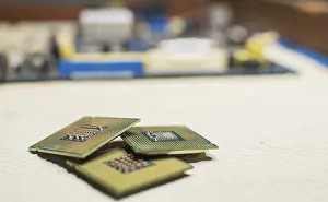 Microchip Technology Stampe: Computer microprocessors, three computer processors