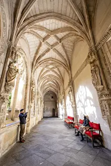 Stampe di Cripte senza chiave centrale, chiostro del Monastero di San Juan de los Reyes, Toledo, Castiglia-La Mancia, Spagna Panda Gigante Stampe: Cripte senza chiave centrale.