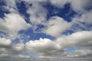 Cumulus Clouds Europe Stampe: Cumulus clouds or Altocumulus clouds