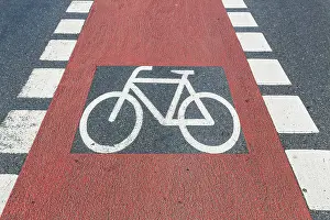 Cycle Path Marking Stampe: Cycle path marking on a pavement