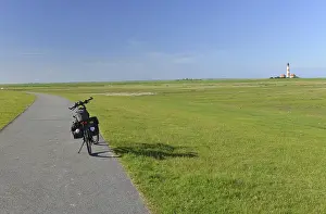 Westerheversand Lighthouse Stampe: Cycle path at Westerheversand lighthouse