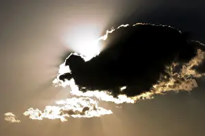 Cloudy Atmosphere Photography Stampe: Dark cloud in back light