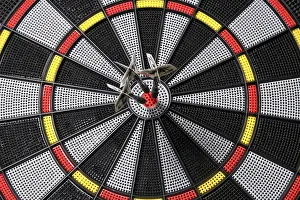 Direct Hit Stampe: Dart