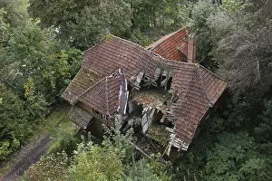 Deserted Buildings Stampe: Decay