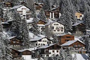 Winter Residential Building Stampe: Development of apartment blocks
