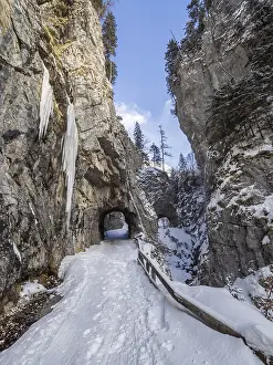Eroded Rock Canyon Stampe: Devil's Gorge in winter, Johnsbach
