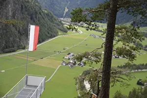 Mountainous Region Panorama Stampe: Devil's pulpit, view, viewing platform