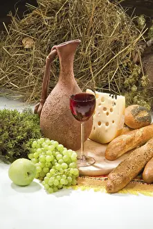 Studio Shot Of Breads Stampe: Different kinds of bread on a studio background