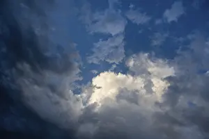Nimbostratus Cloud Formations Stampe: Dramatic cloud formation in front of a summer thunderstorm