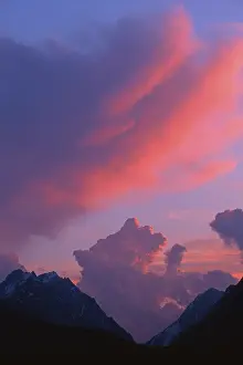 Austrian Mountain Range Stampe: Dramatic clouds at sunset above Mt