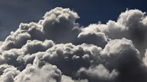 Cloud Formations In Austria Stampe: Dramatic cloudscape with (cumulus) clouds